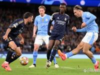 开云体育app-曼城进攻猛烈，成功挤进晋级