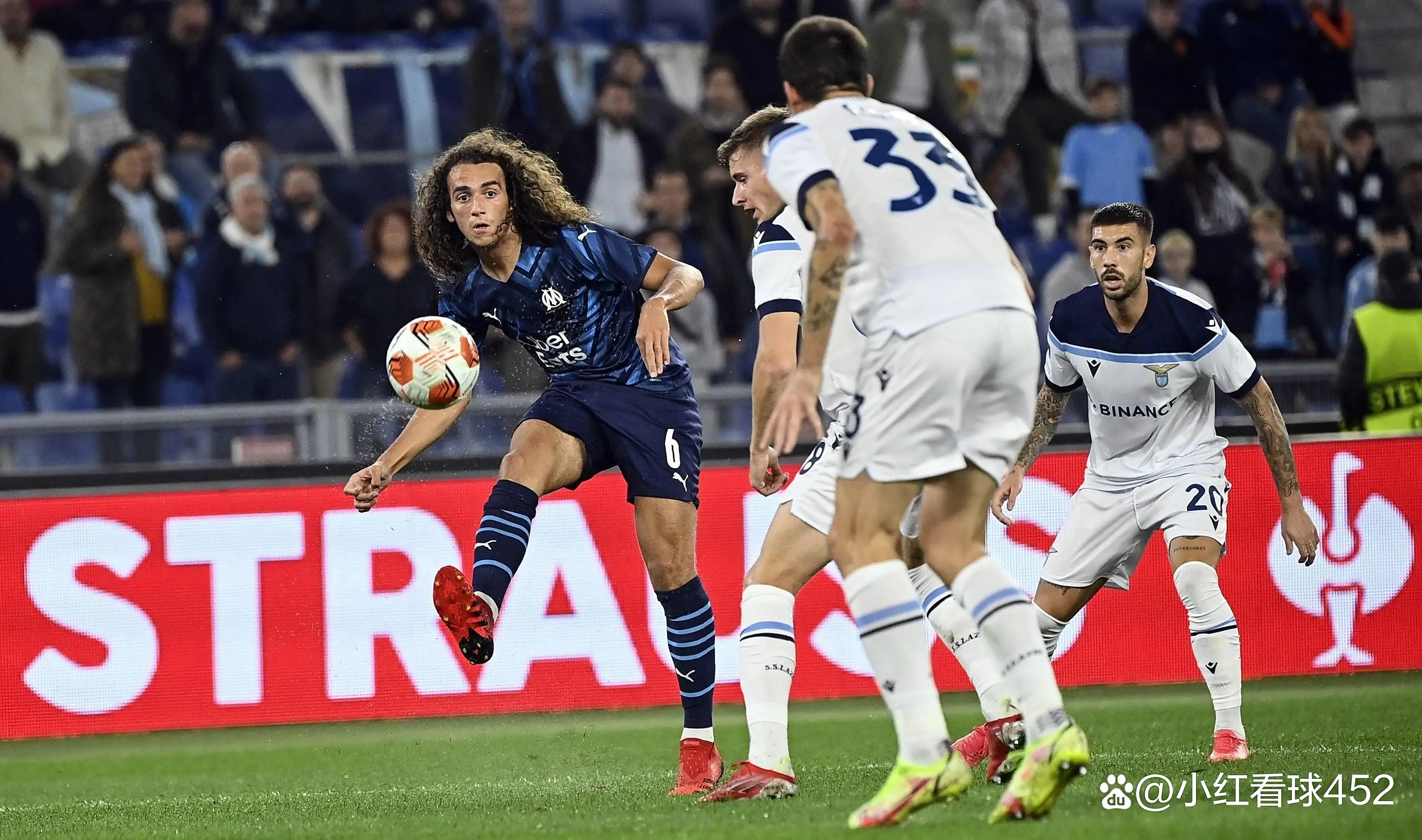 关于摩纳哥客场惊险胜于斯特拉斯堡，保持领先的信息