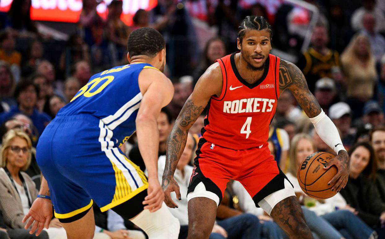 包含球队战术截然不同，场上进退两难，看谁能改写局势！的词条