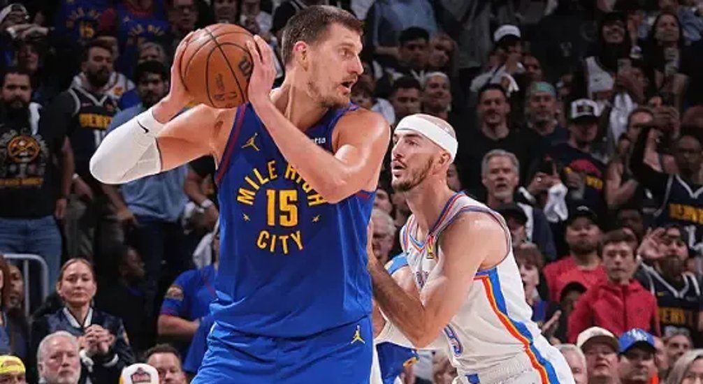 掘金力克尼克斯，贝弗利送出助攻