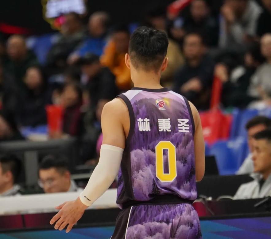 包含76人逆转湖人,胡金秋高光表现的词条 包含76人逆转湖人,胡金秋高光表现的词条