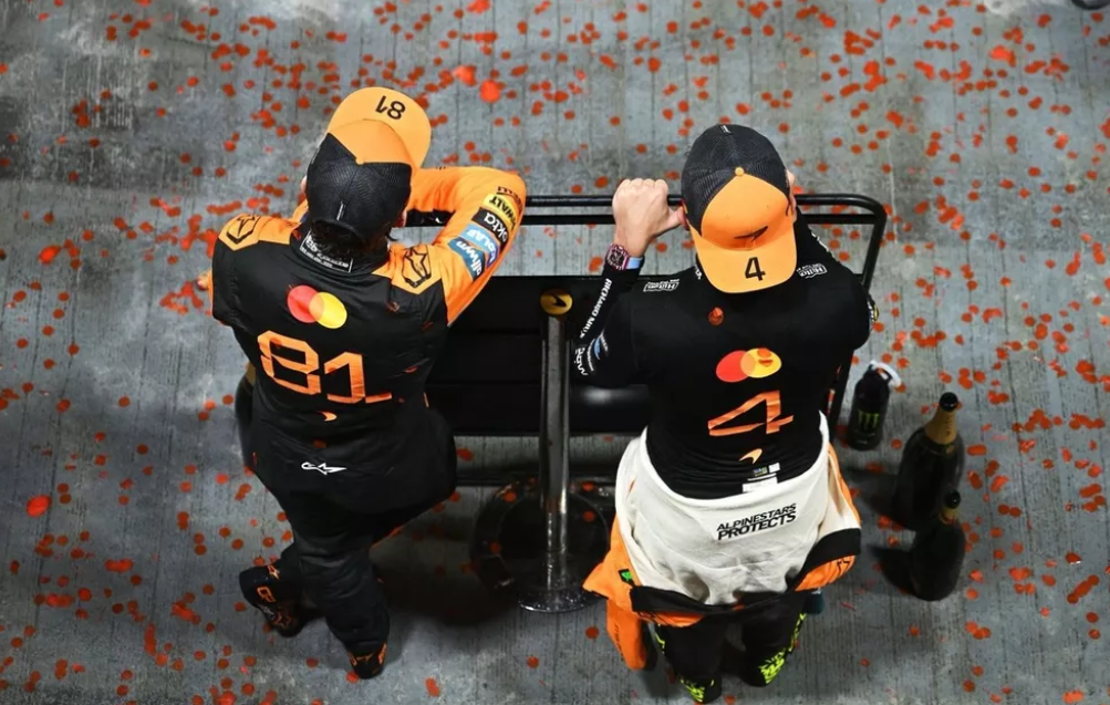 关于迈凯伦轻取法拉利，皮亚斯特里扛起全队的信息