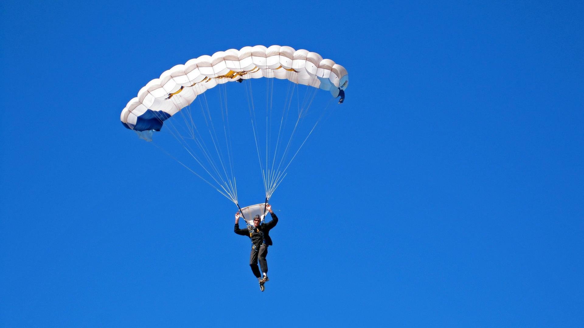 跨越赛场的掌控者，当快船末节风暴遇上塔图姆的欧冠时刻